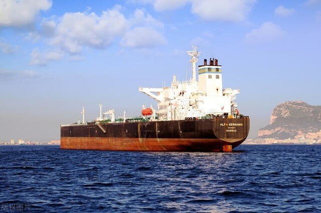 俄烏局勢惡化，油輪“搶油”運價一天暴漲超五倍