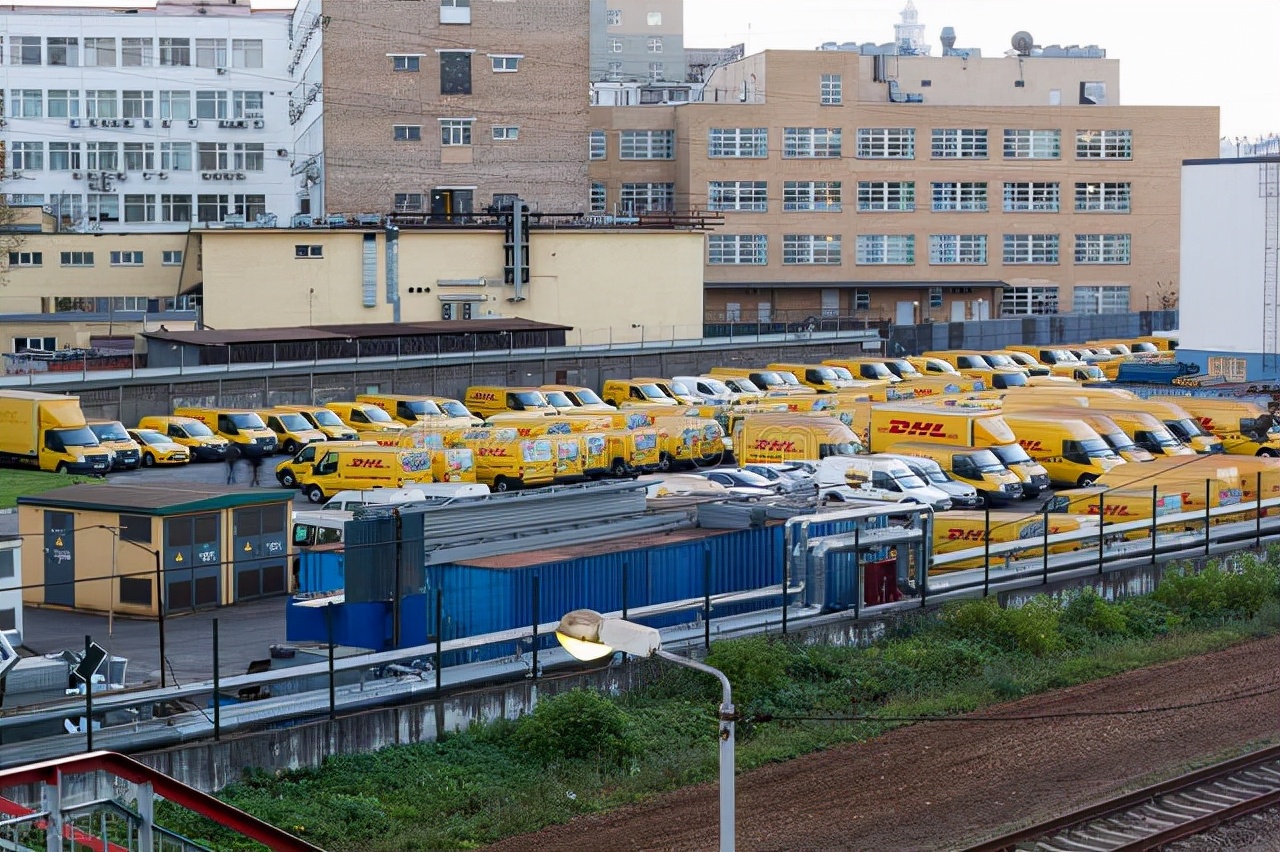 漲個不停！歐美向空派價格上漲！多船司欲征收緊急燃油附加費